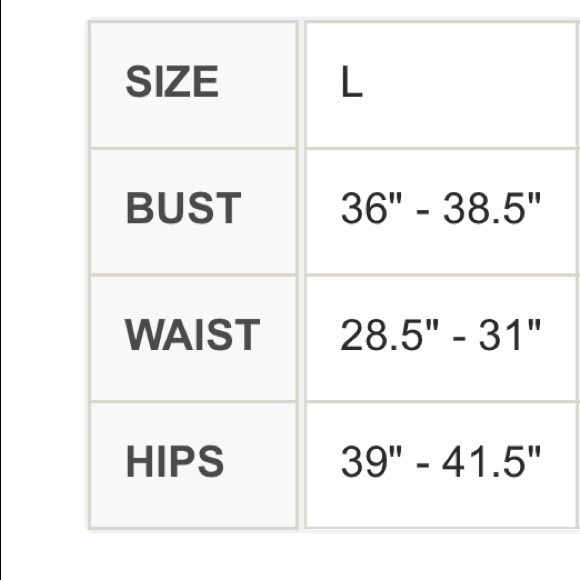 🆕 Olive Fur Hooded Bomber Jacket from Angel Kiss. - Picture 9 of 9